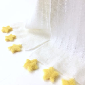 pure cashmere children's scarf with golden star detail