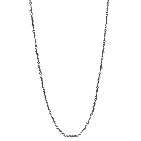 delicate-and-dainty-white-gold-necklace