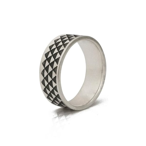 silver-ring-triangle-oxidised-sideview