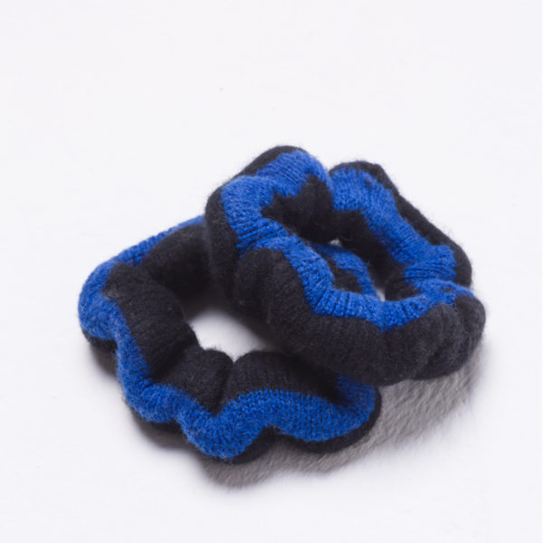 Cashmere scrunchies grey with blue