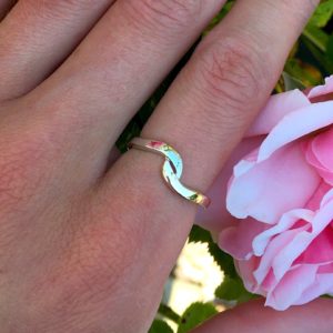 Double wave ring