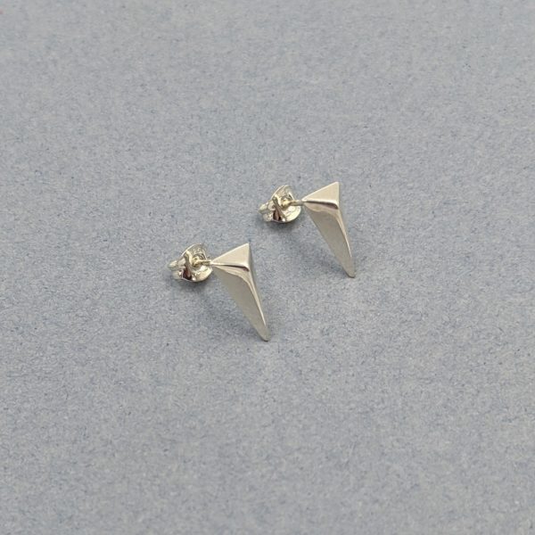 facet-eco-silver-long-triange-stud-earrings-side