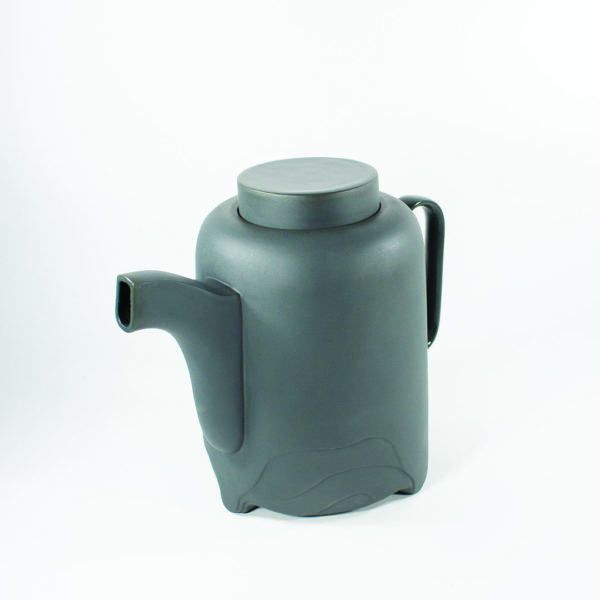 Charcoal-Teapot-Urban-Simplicity-ERADU-Porcelain-Ceramics